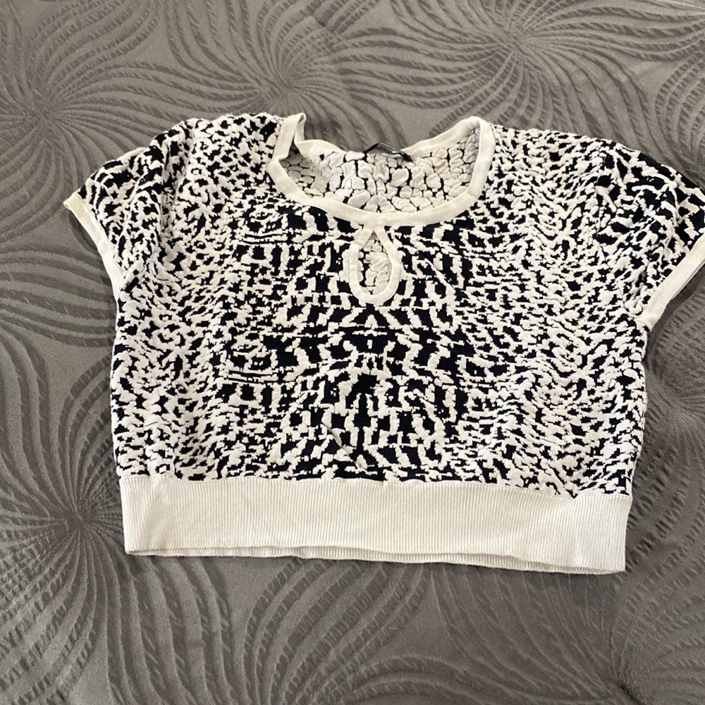 Bebe crop top